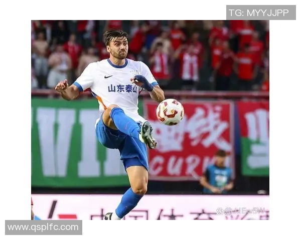 中国与意大利足球明星对决谁能在绿茵场上笑到最后