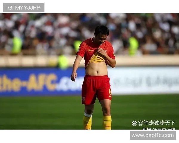 足球明星是否拥有腹肌的秘密揭晓你不知道的运动员健身真相 足球明星是否拥有腹肌的秘密揭晓你不知道的运动员健身真相